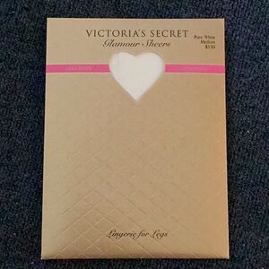 NIP Victoria’s Secret Glamour Sheers Stockings White Size Medium